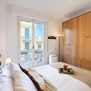 Dei Poeti & 3*, Florenz Italien